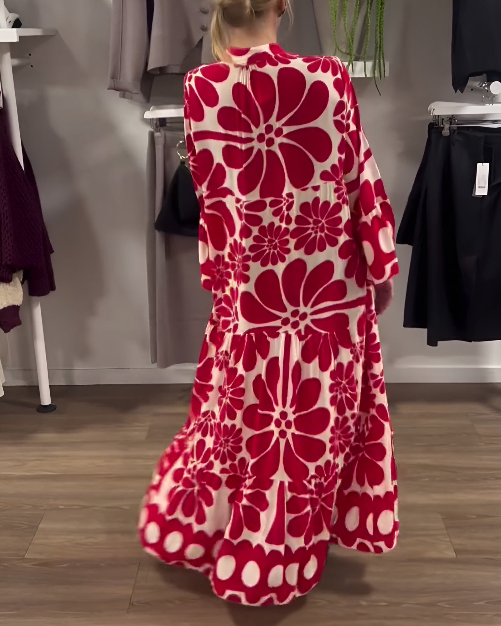 Marielle – Sukienka maxi | Damska | Kwiatowy wzór, długi i luźny krój | Swobodna sylwetka | Letni, kobiecy look | IVY&CO