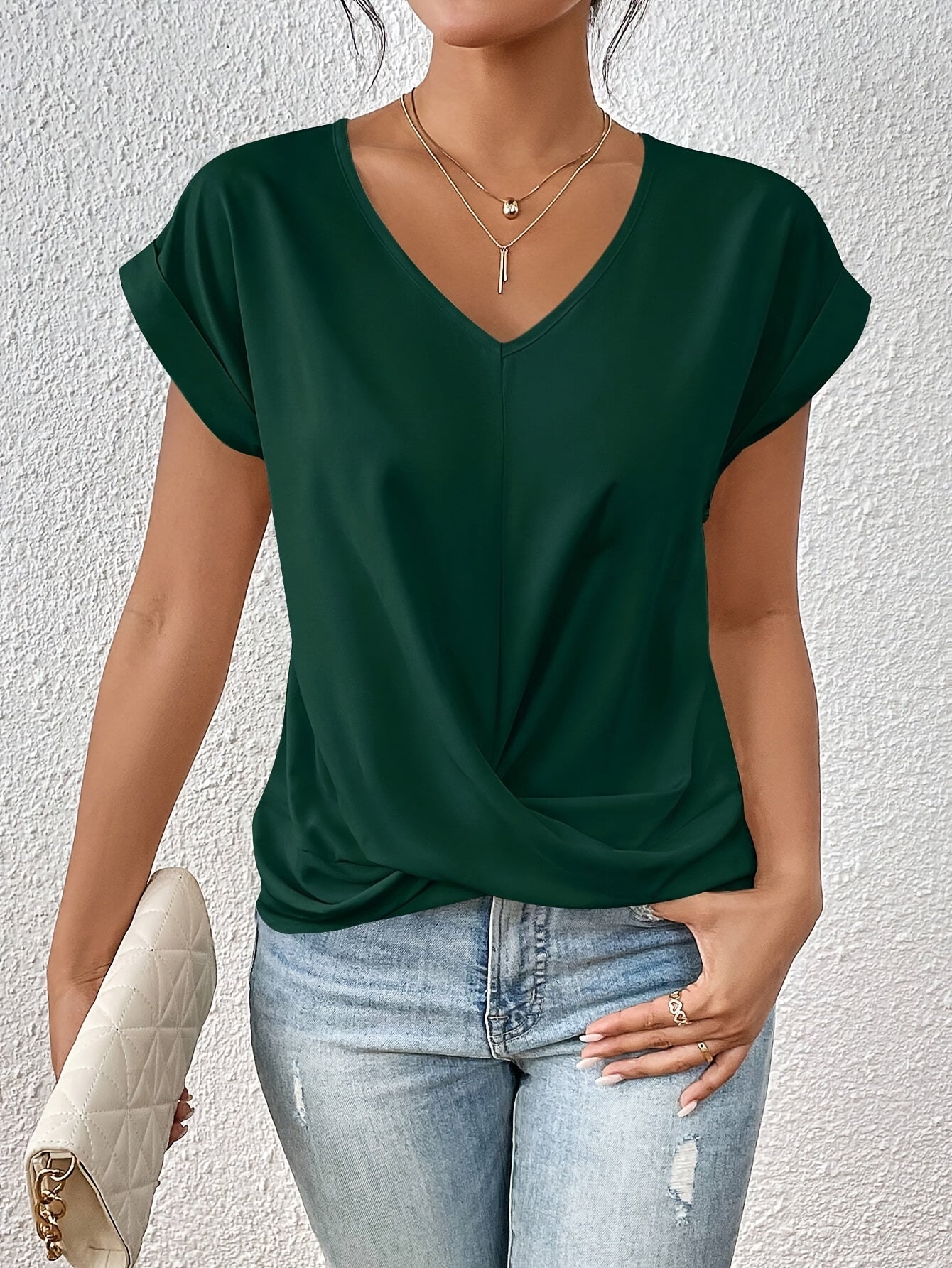 Nova | T-shirt z dekoltem w kształcie serca