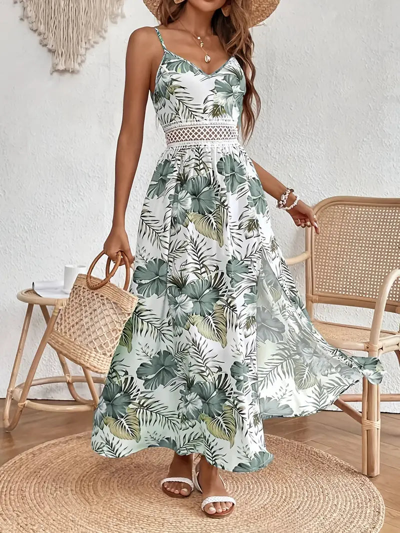 Ingrid – Sukienka letnia | Moda damska | Tropikalny wzór liści & dekolt w serek | IVY&CO