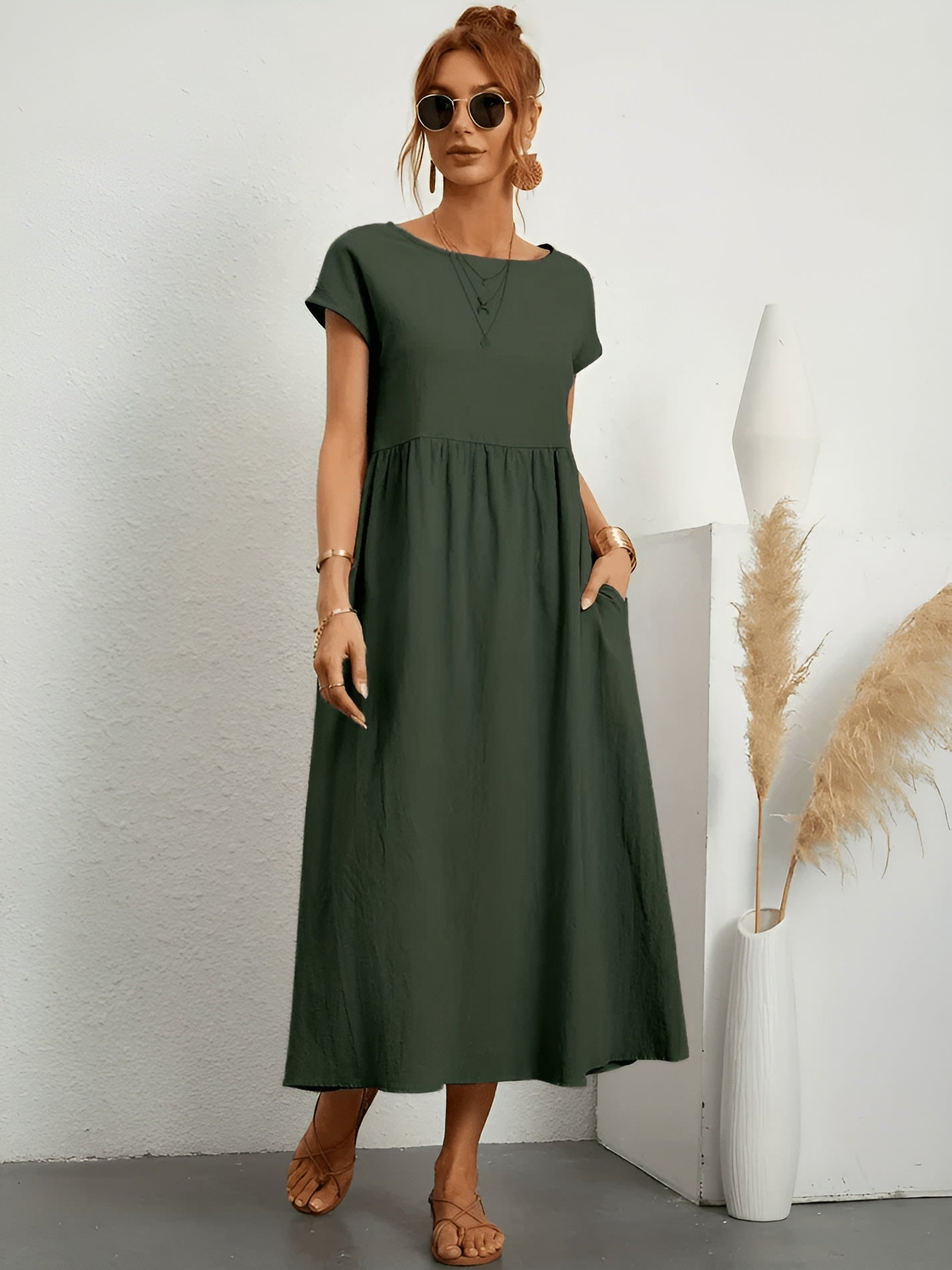 Olivia – Sukienka | Damska | Ponadczasowy design, fason podkreślający sylwetkę, lekkość | Elegancki look | Styl na co dzień | IVY&CO