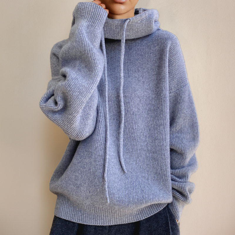 Teofila - Elegancki sweter z golfem