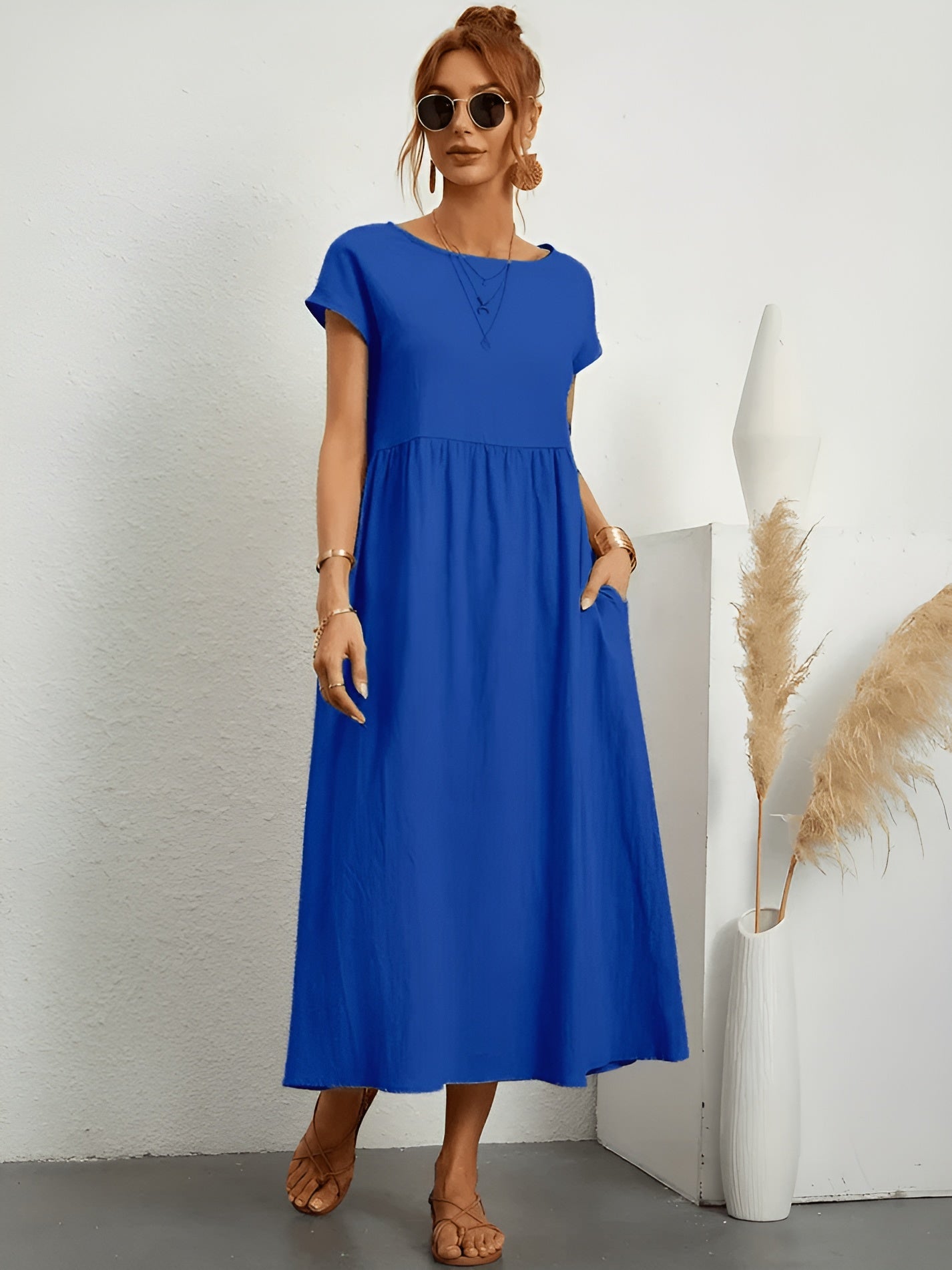 Olivia – Sukienka | Damska | Ponadczasowy design, fason podkreślający sylwetkę, lekkość | Elegancki look | Styl na co dzień | IVY&CO