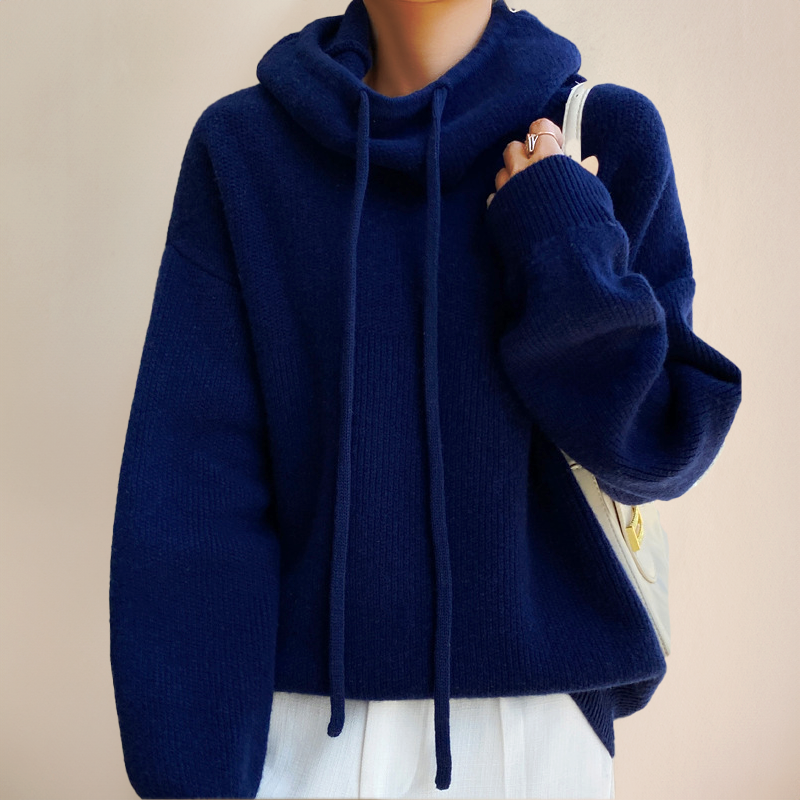 Teofila - Elegancki sweter z golfem